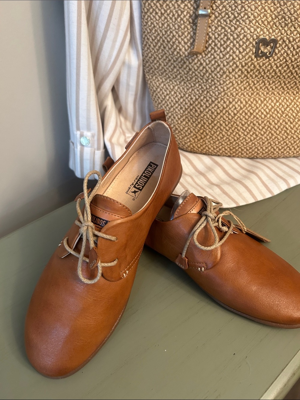 PIKOLINOS Women’s Tan Leather Lace-Up Flats